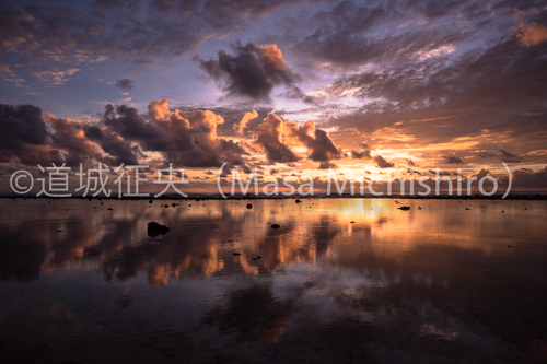 コスラエの朝陽