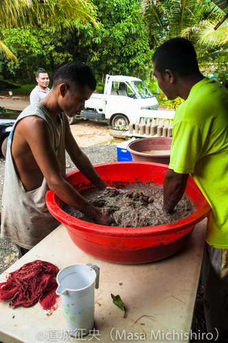 サカオは泥水だった