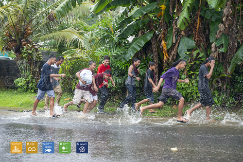 南太平洋らしくない雨の島、ポンペイ