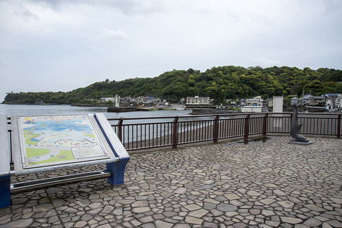 東伊豆にあるイルカの供養塔【2019/4/25】