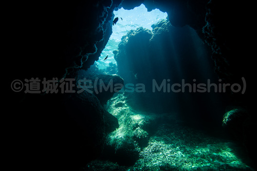 西表島の陽の光