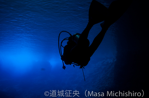 リゾート島のイメージを覆す