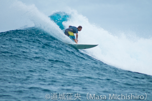 貿易風の産物は波